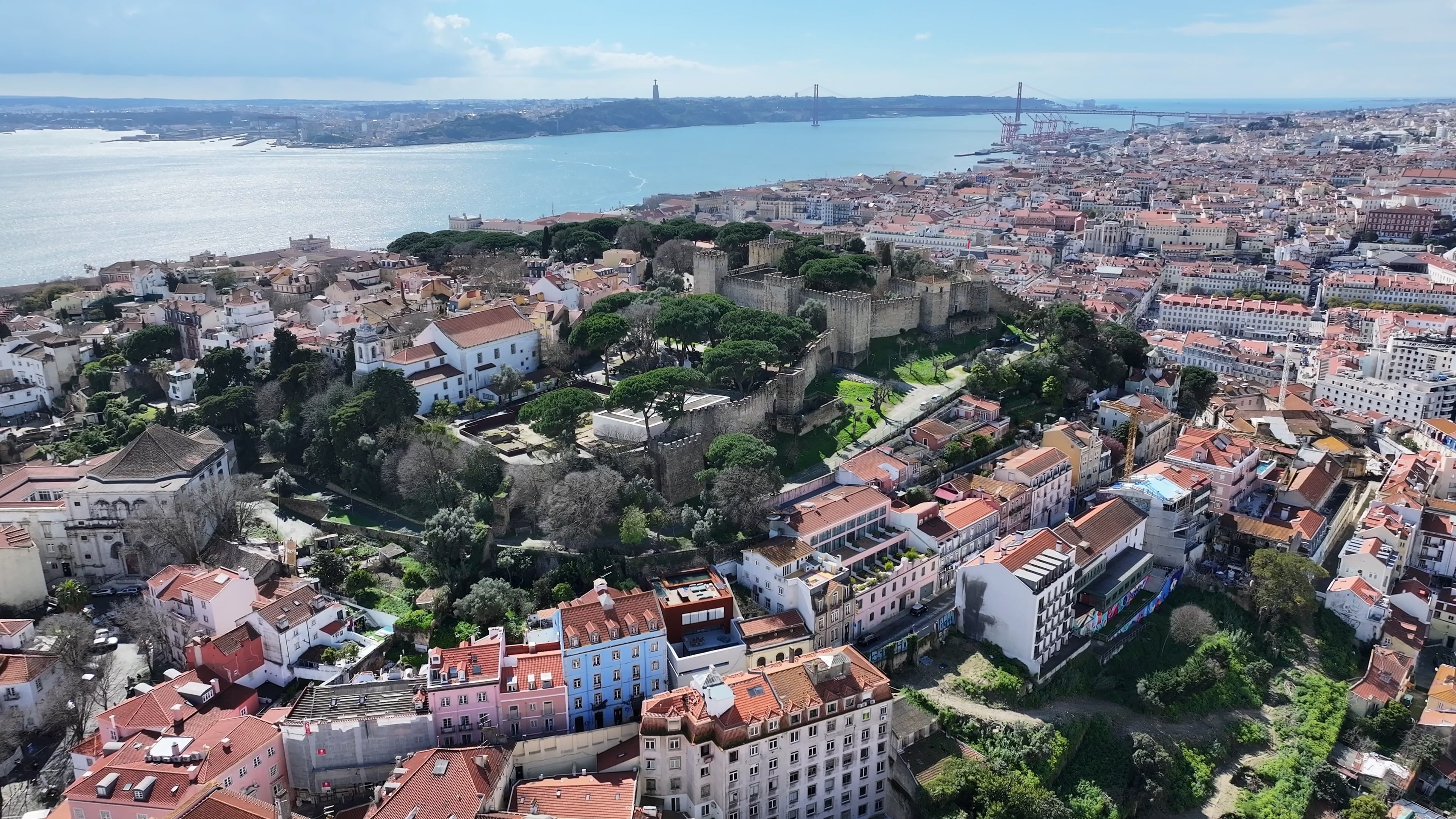Comprar casa para arrendar rendeu menos no final de 2025: o usufruto como alternativa de investimento imobiliário